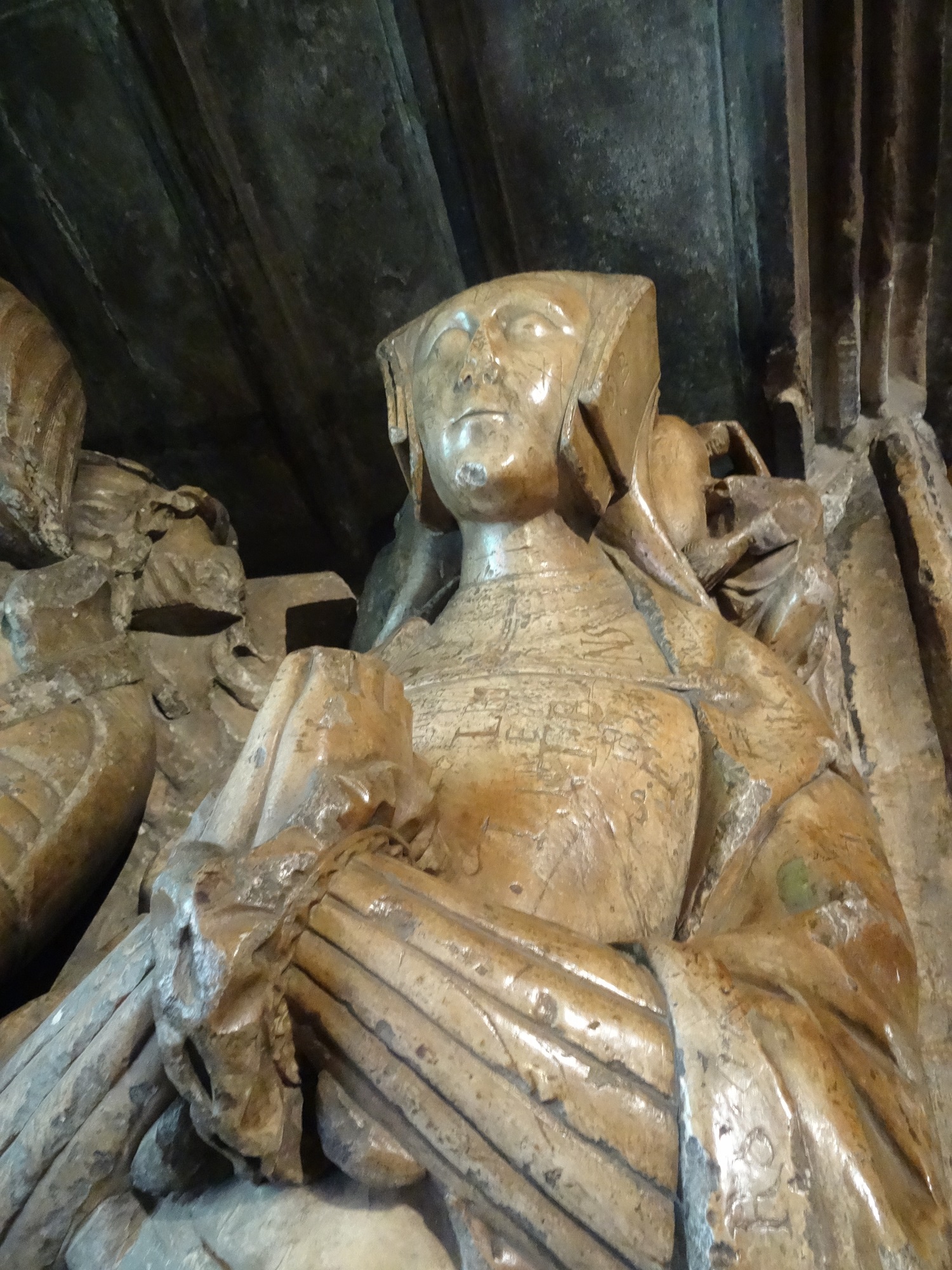 Effigy on the tomb of Elizabeth (Somerset) Brereton