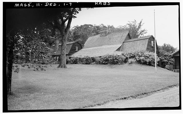 Photograph of the exterior of the Fairbanks House