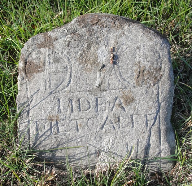 Gravestone of Lidea Metcalf