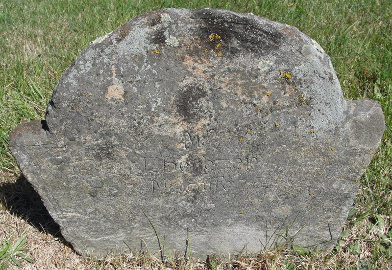 Gravestone of Ebenezer Metcalf