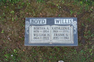 Gravestone of Bertha A. and William H. Boyd and Kathleen E. and Frank S. Willis