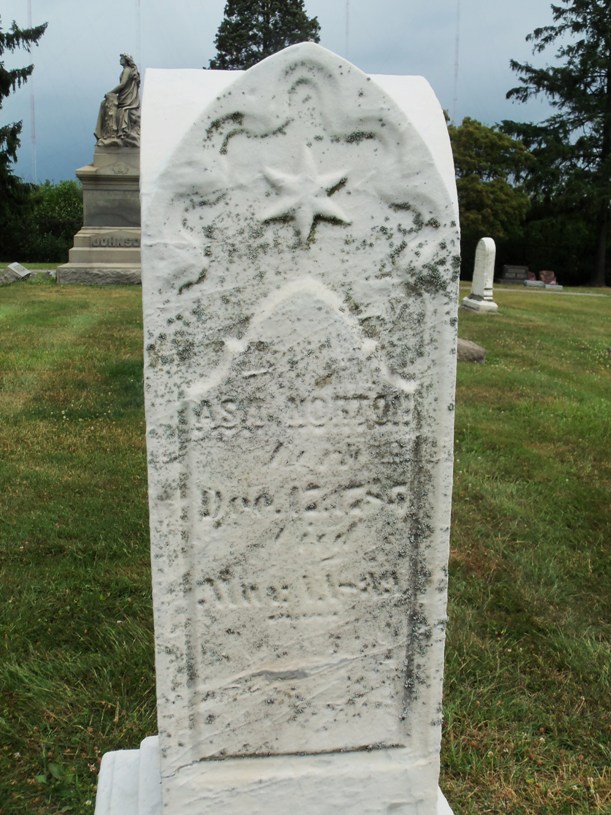Gravestone of Asa Norton