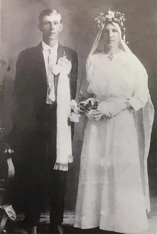 Wedding photo of Jacob Dreiling and Anna Katherine Knoll