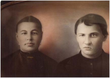 Photo of John Peter and Katherine (Hoffman) Knoll