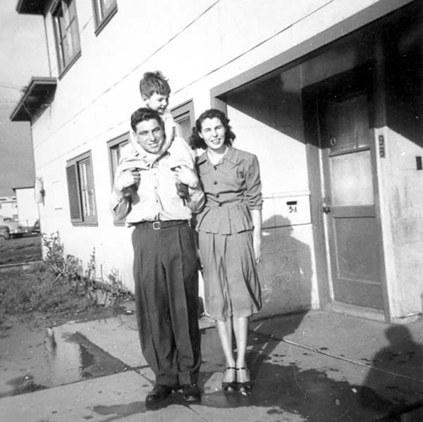 Pete and Florence, Florence's son Frank on Pete's shoulders